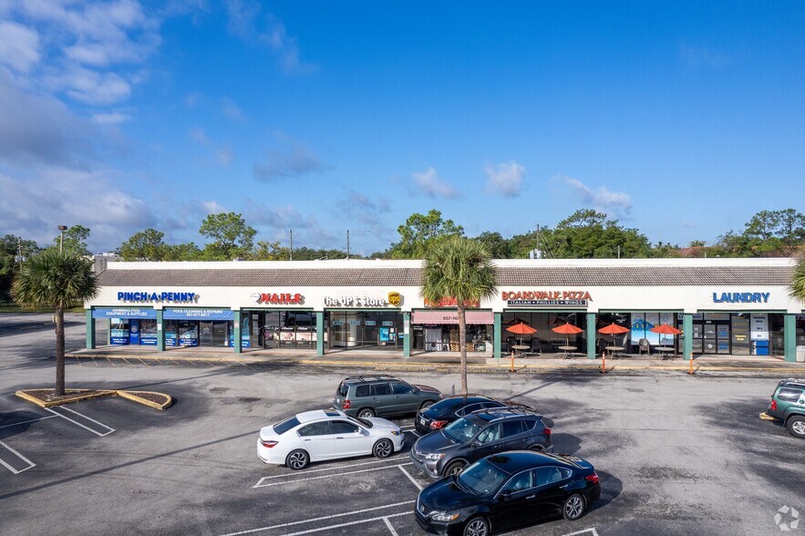 5401-5465 Lake Howell Rd, Winter Park, FL à louer - Photo du bâtiment - Image 3 de 6