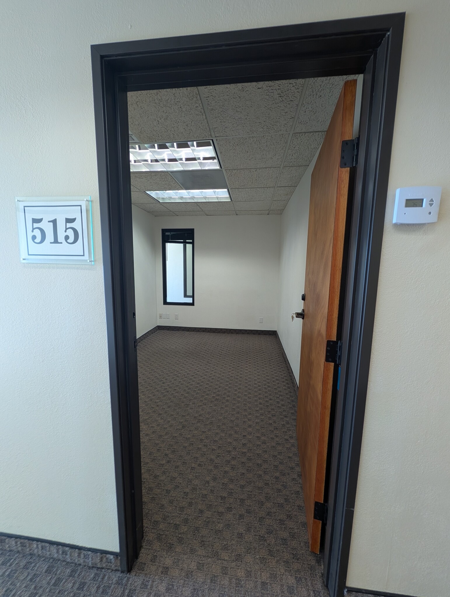 7590 Fay Ave, La Jolla, CA for lease Interior Photo- Image 1 of 3