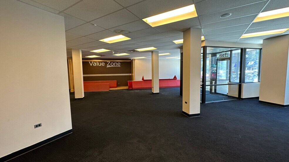 1547-1549 W Belmont Ave, Chicago, IL à louer - Photo intérieure - Image 3 de 21