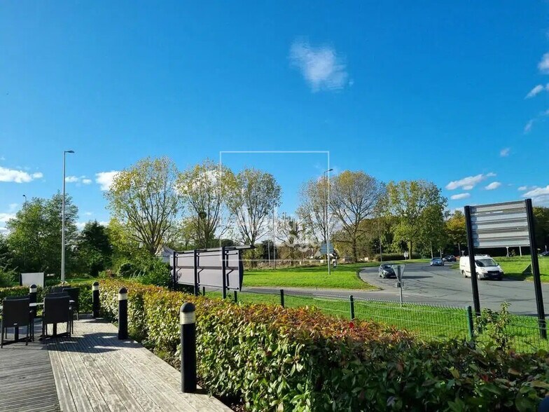 Terrain dans Lisses à vendre - Photo du bâtiment - Image 2 de 4