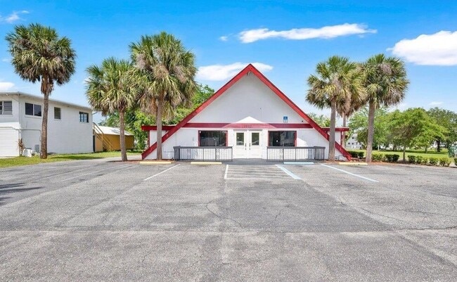More details for 1903 S Ridgewood Ave, Daytona Beach, FL - Retail for Sale