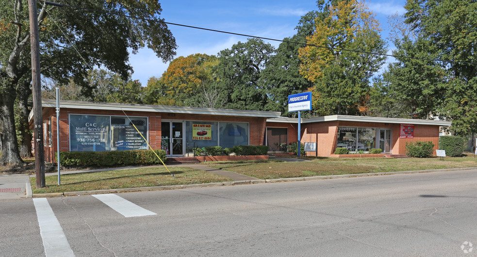 308-310 S 1st St, Conroe, TX for sale - Primary Photo - Image 1 of 1