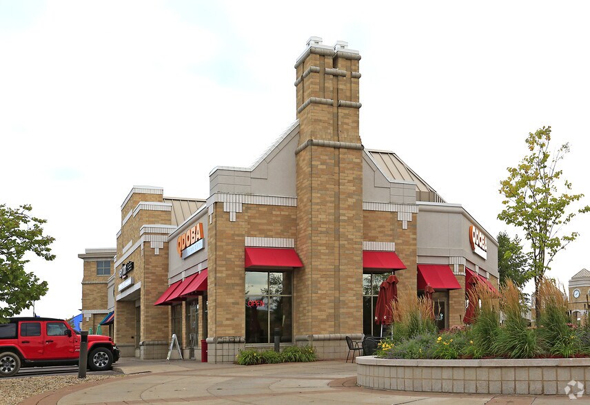 184-194 Pioneer Trl, Chaska, MN à vendre - Photo du bâtiment - Image 2 de 6