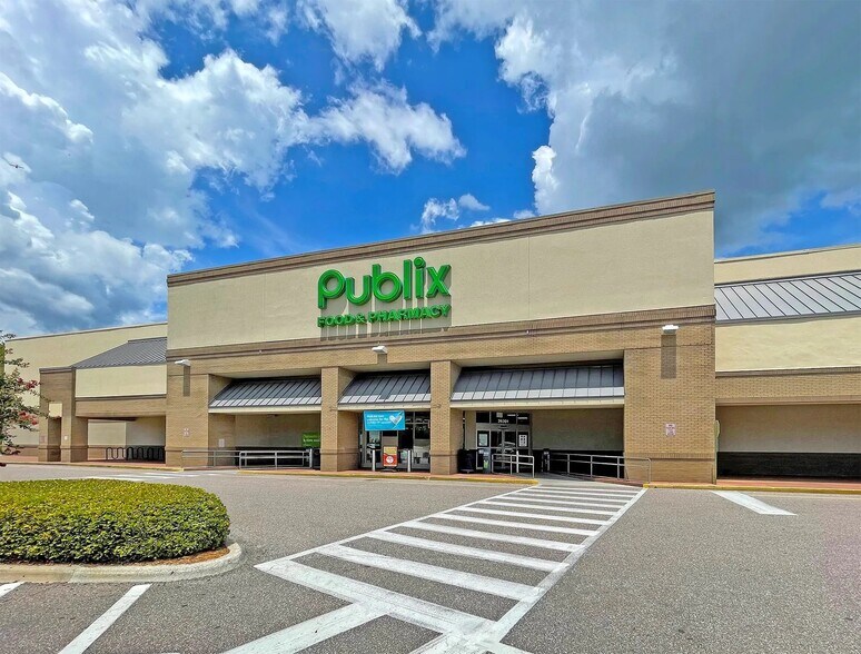 36301 E Lake Rd, Palm Harbor, FL à louer - Photo du bâtiment - Image 1 de 3