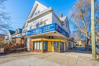 Plus de détails pour 14951 Roosevelt Ave, Flushing, NY - Vente au détail à vendre