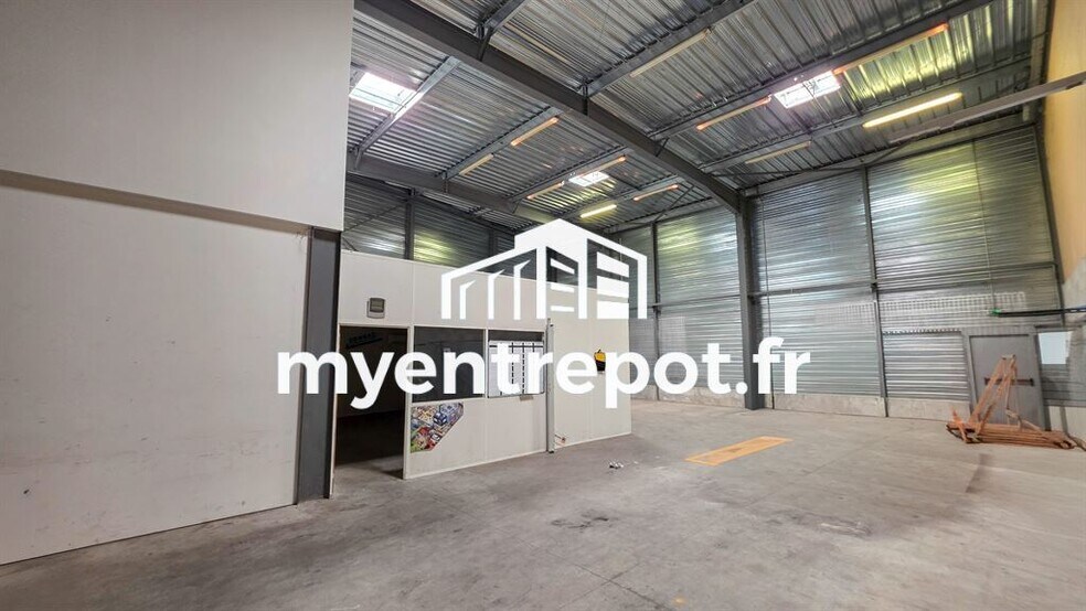 1 Montée Commandant De Robien, Marseille for lease - Building Photo - Image 3 of 9