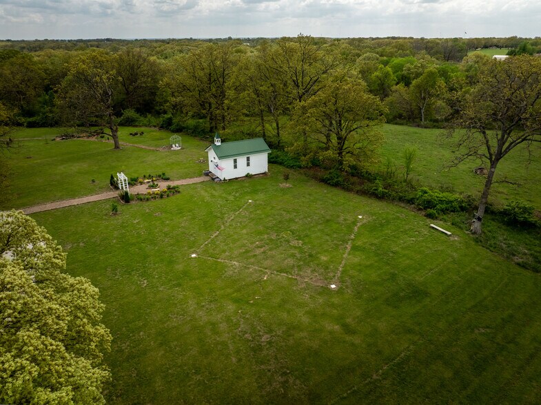 129 Vaughan Rd, Eldon, MO à vendre - Photo du bâtiment - Image 3 de 107