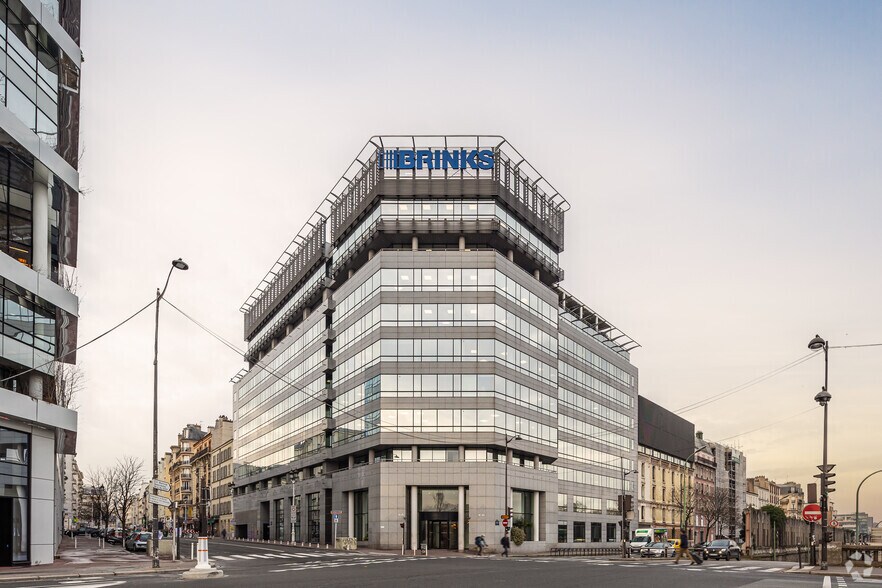 41-45 Boulevard Romain Rolland, Montrouge for lease - Primary Photo - Image 1 of 4