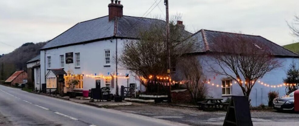 Portsmouth Arms, Burrington à vendre - Photo du bâtiment - Image 1 de 8
