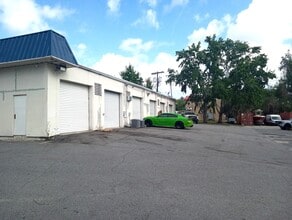 7602 Waters Ave, Savannah, GA à louer Photo intérieure- Image 2 de 5