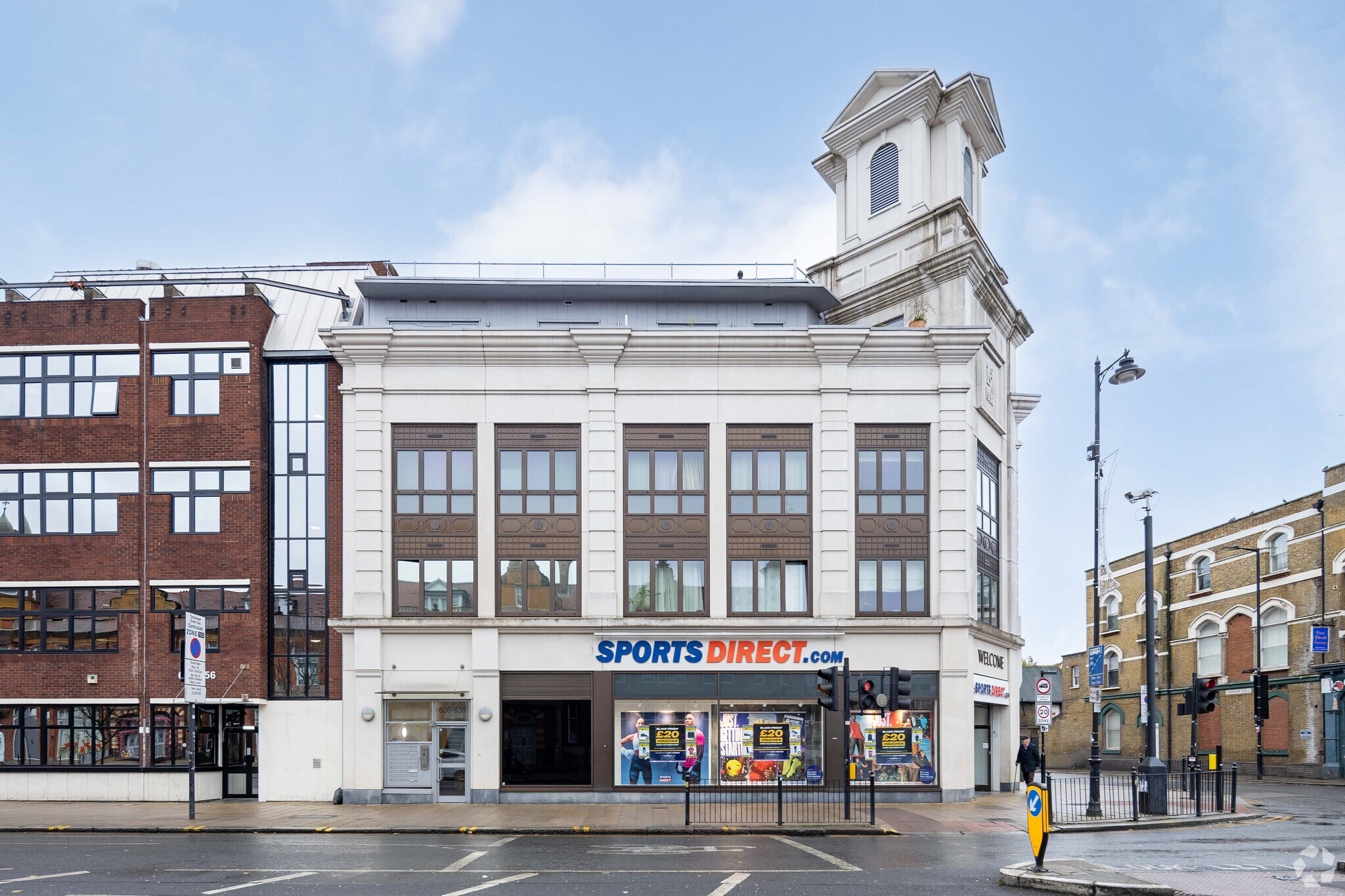638A High Rd, London for sale Primary Photo- Image 1 of 10