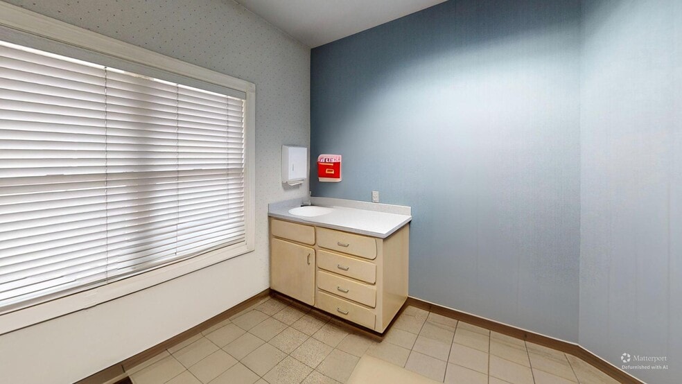 435 W Plumb Ln, Reno, NV for sale - Building Photo - Image 3 of 11
