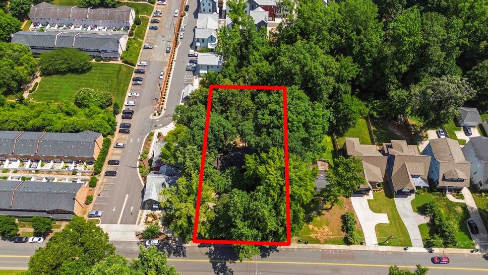 2937 Commonwealth Ave, Charlotte, NC for sale - Building Photo - Image 3 of 7