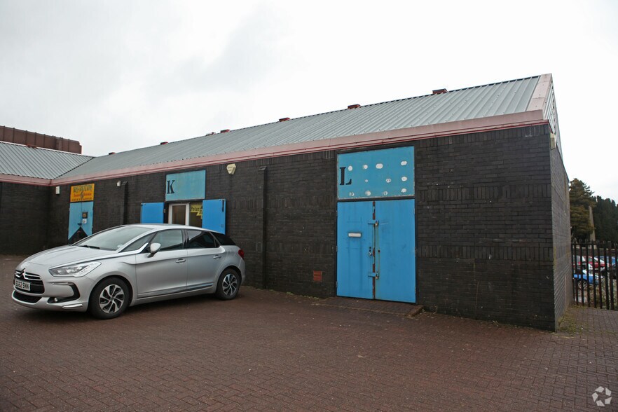 Floors St, Johnstone à louer - Photo du bâtiment - Image 1 de 2