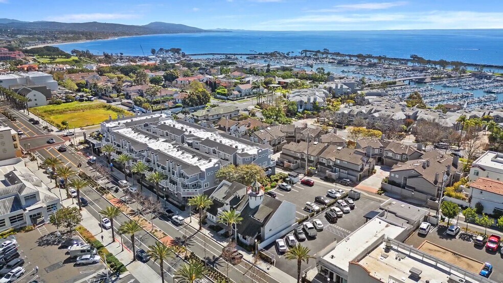 24532 Del Prado, Dana Point, CA à louer - Vidéo sur l’inscription commerciale - Image 2 de 43
