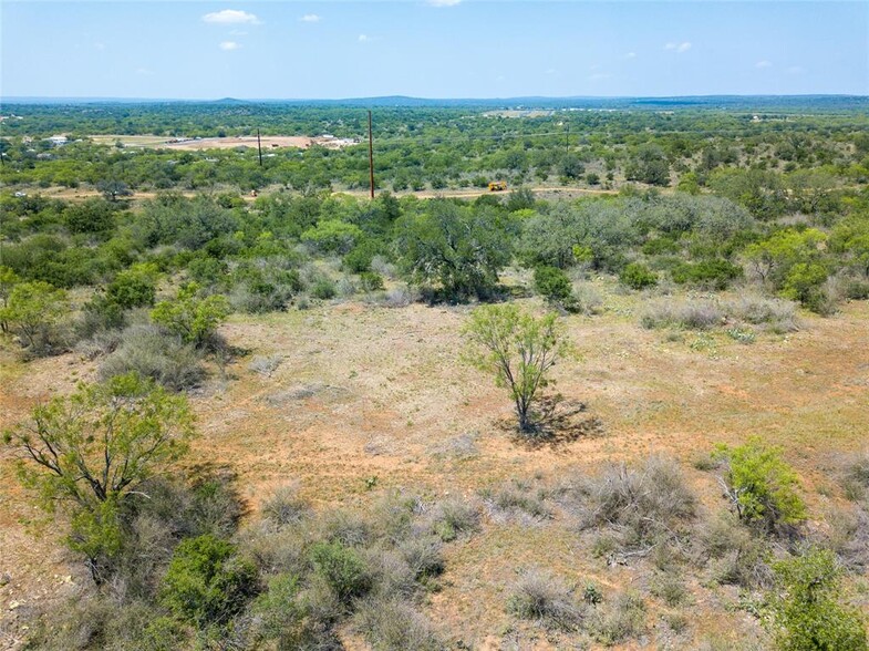 TBD E Houston, Llano, TX à vendre - Photo du b timent - Image 3 de 22