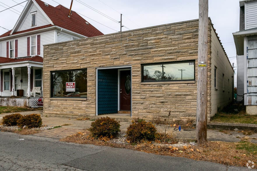 320 W Adams St, Muncie, IN for lease - Primary Photo - Image 1 of 10