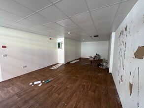 9-13 South St, Hull à louer Photo du bâtiment- Image 2 de 3