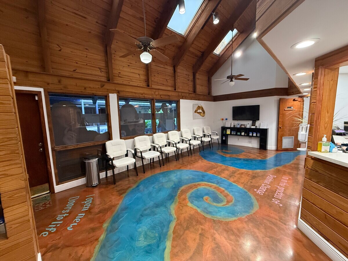 8200 W Sunrise Blvd, Plantation, FL 33322 - Unité Bldg A -  - Photo intérieure - Image 1 of 41