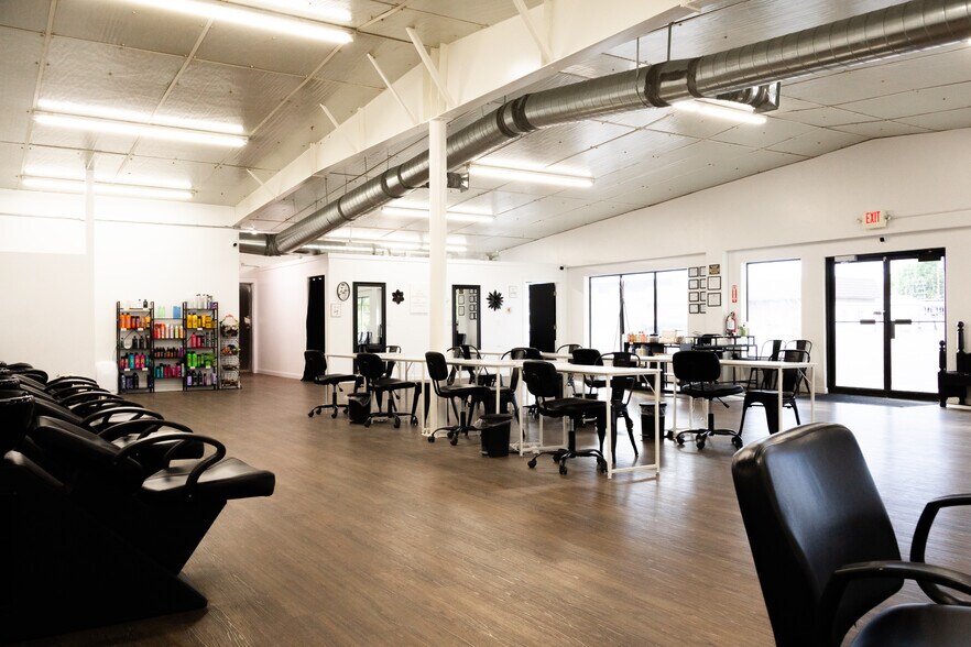 630 E Main St, Vernal, UT à louer - Photo intérieure - Image 2 de 12