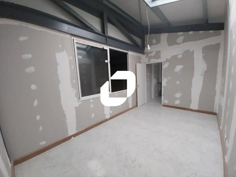 Flex dans Montfermeil à louer - Photo intérieure - Image 3 de 13