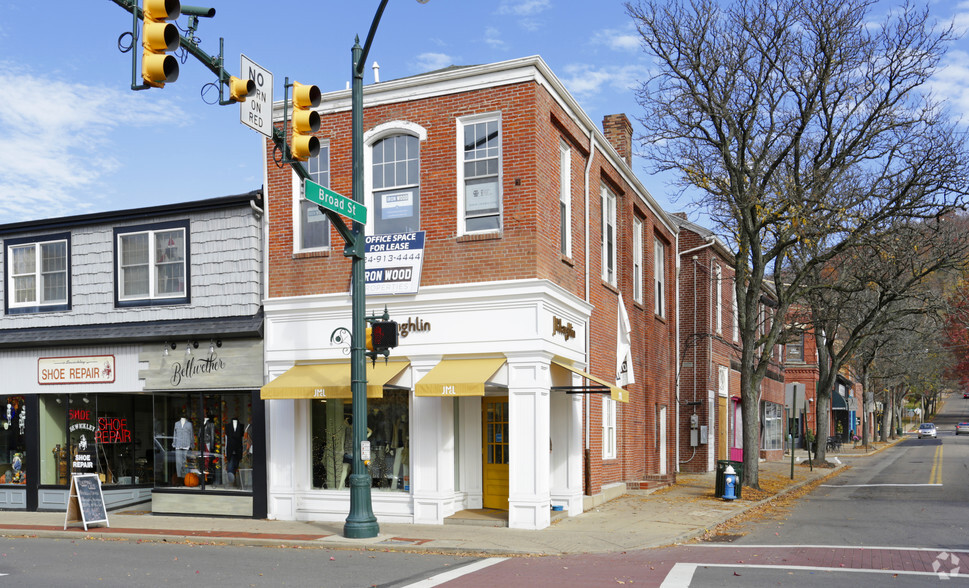 503-505 Broad St, Sewickley, PA à vendre - Photo principale - Image 1 de 1