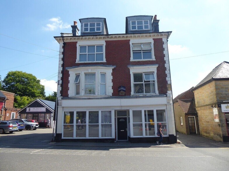 4 London Rd, Crowborough à vendre - Photo du bâtiment - Image 1 de 1