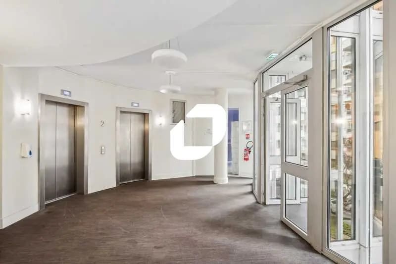9-11 Boulevard Du General De Gaulle, Montrouge for lease - Lobby - Image 3 of 16