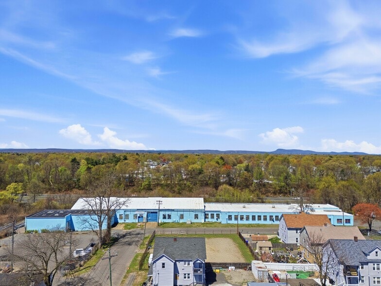 53 Batavia St, Springfield, MA for sale - Building Photo - Image 2 of 35