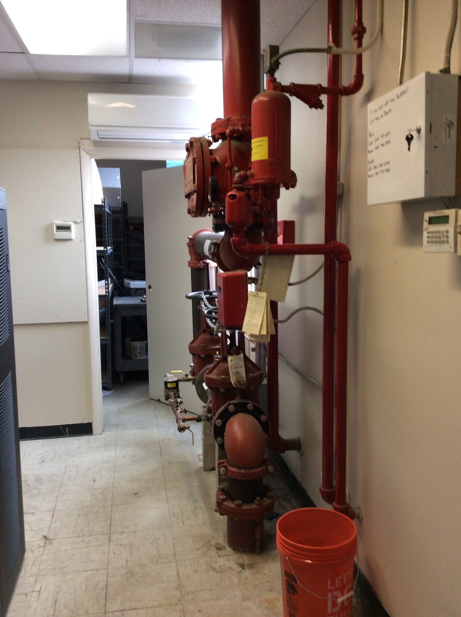 80 Pickett District Rd, New Milford, CT for sale Interior Photo- Image 1 of 11