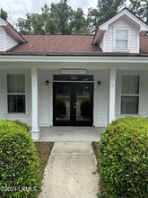 12 Fairfield Rd, Beaufort, SC for lease Building Photo- Image 1 of 3