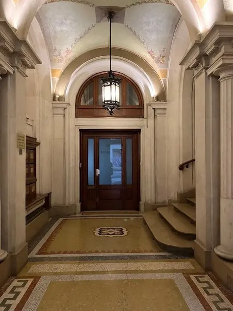 63 Avenue Maréchal De Saxe, Lyon for lease Lobby- Image 1 of 31