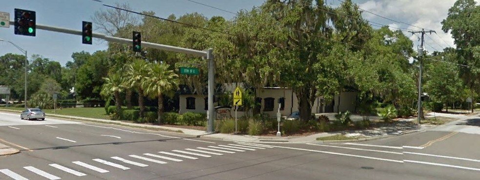 1625 Manatee Ave E, Bradenton, FL à vendre - Photo du bâtiment - Image 2 de 17