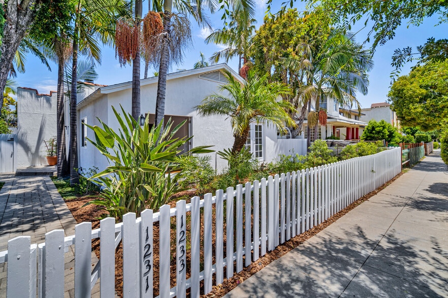 1231-1233 17th St, Santa Monica, CA for sale - Building Photo - Image 2 of 29