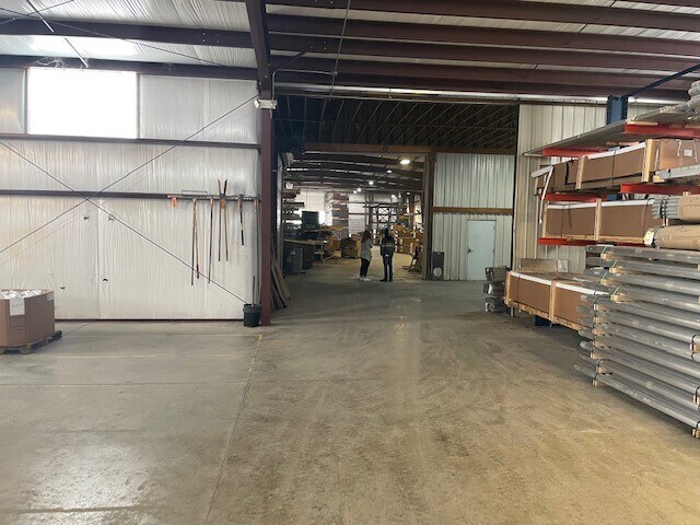 3237 Unicoi Dr, Unicoi, TN à vendre - Photo du bâtiment - Image 3 de 9