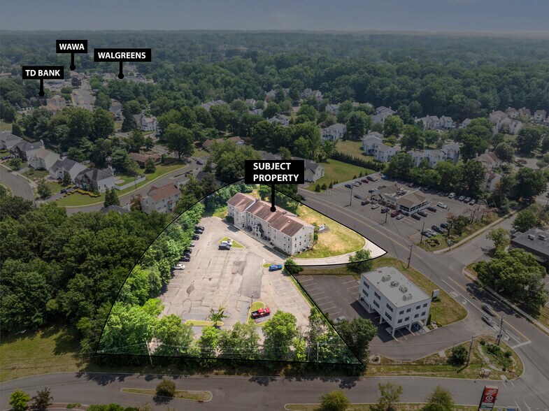 330 Milltown Rd, East Brunswick, NJ à louer - Photo du bâtiment - Image 3 de 12