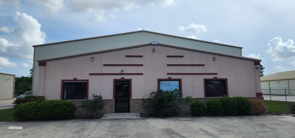 616 Rankin Cir N, Houston, TX à louer - Photo du bâtiment - Image 2 de 20