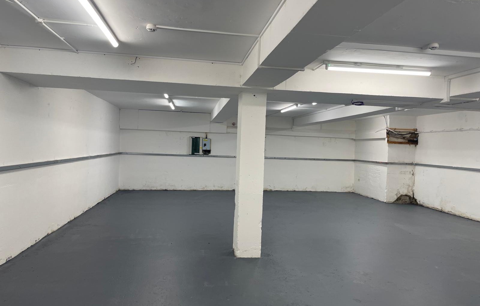 17 Brassmill Ln, Bath for lease Interior Photo- Image 1 of 1