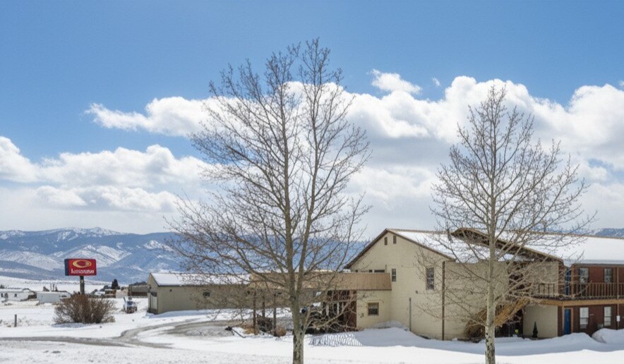 715 Highway 64 E, Eagle Nest, NM à vendre Photo du bâtiment- Image 1 de 28