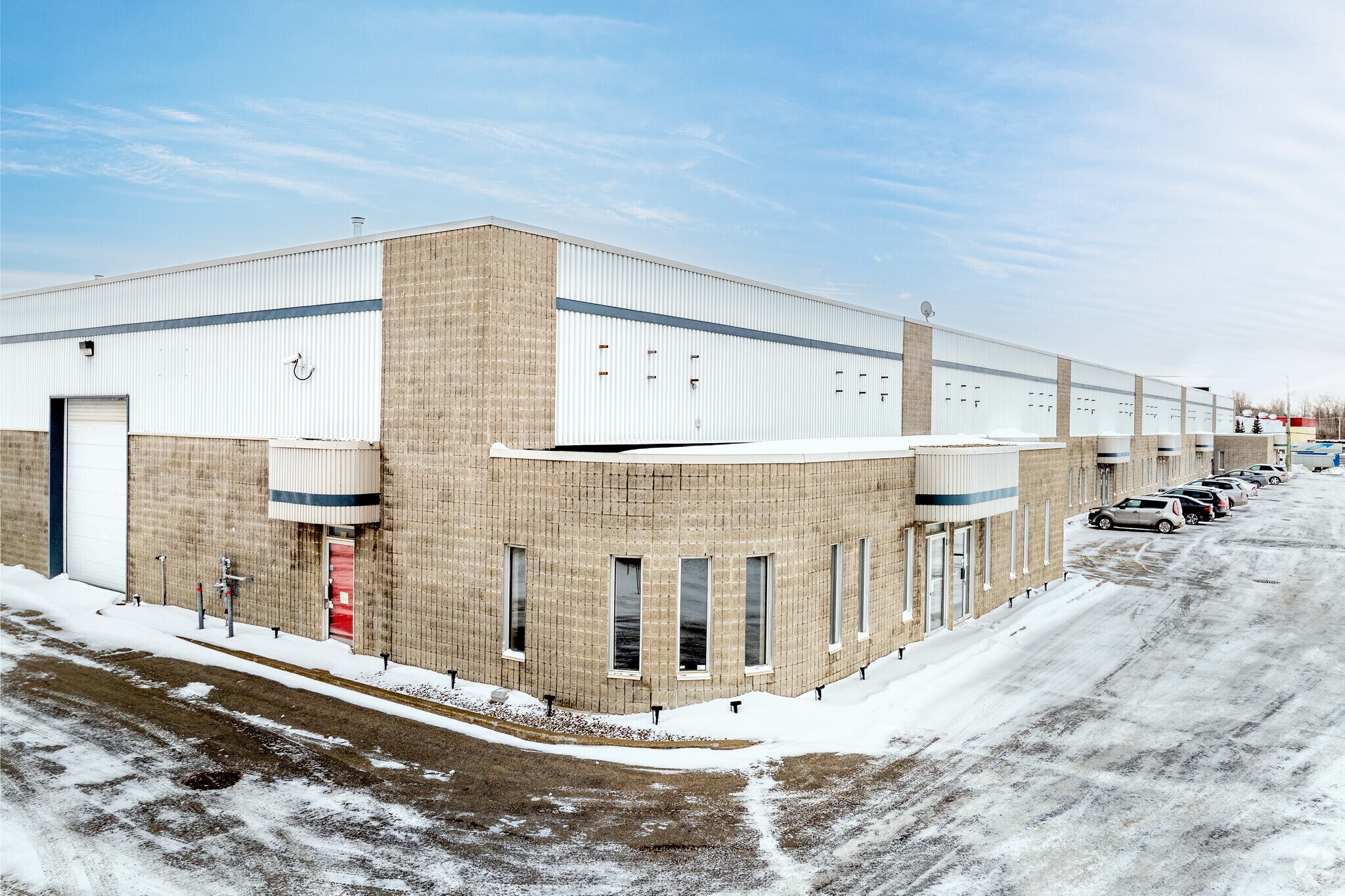 600-622 Rue De La Sablière, Bois-des-filion, QC for sale Primary Photo- Image 1 of 1