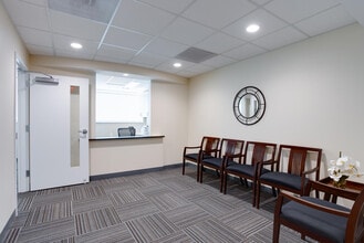 3541-3543 W Braddock Rd, Alexandria, VA for lease Interior Photo- Image 2 of 7