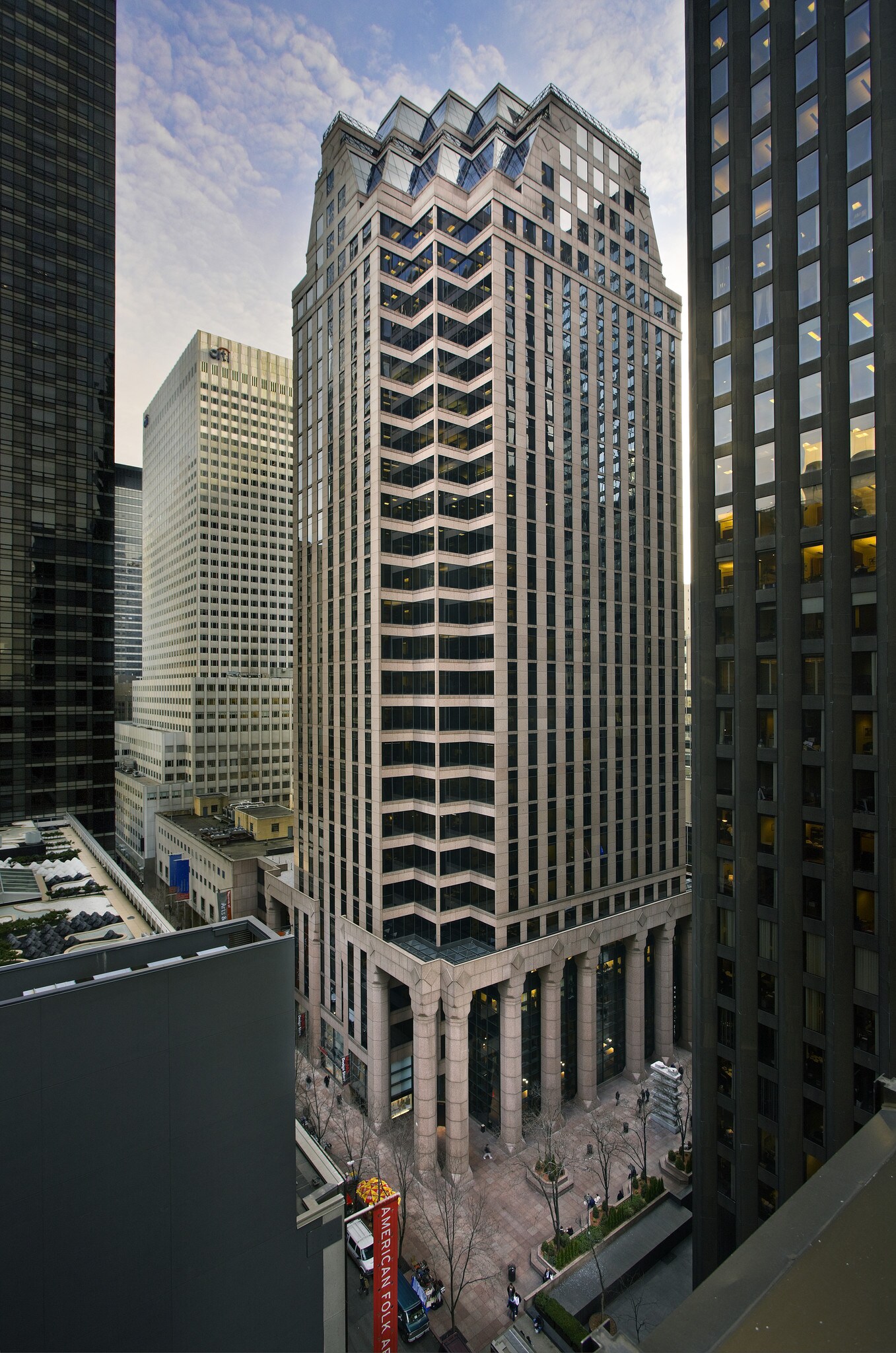 31 W 52nd St, New York, NY for lease Primary Photo- Image 1 of 4
