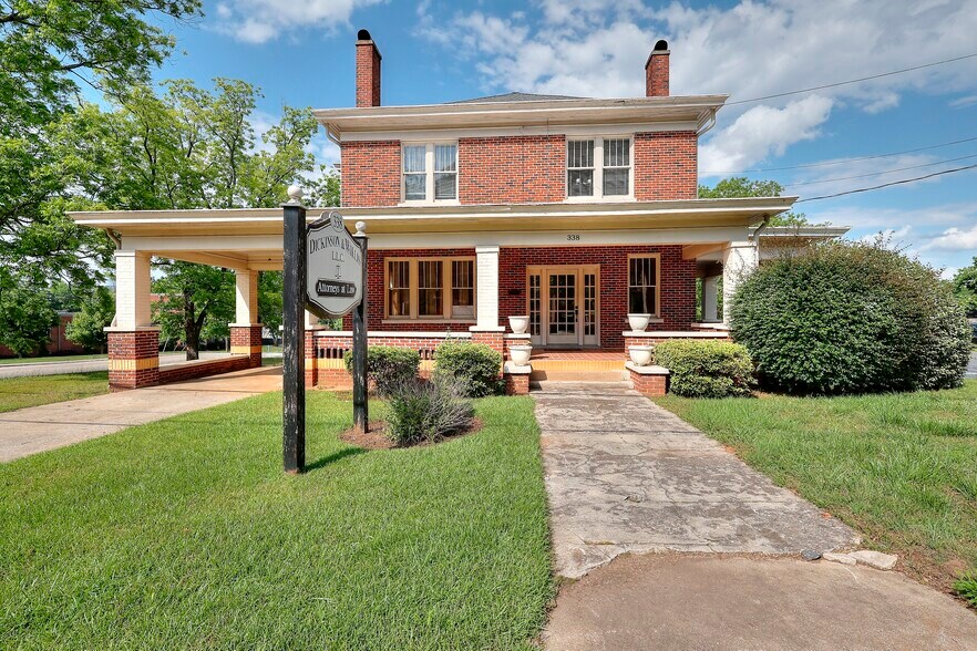 338 N Broad St, Monroe, GA à vendre - Photo du bâtiment - Image 1 de 50