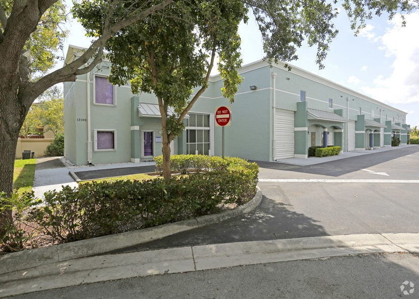 13100 Sw 134th St, Miami, FL à vendre - Photo principale - Image 1 de 7