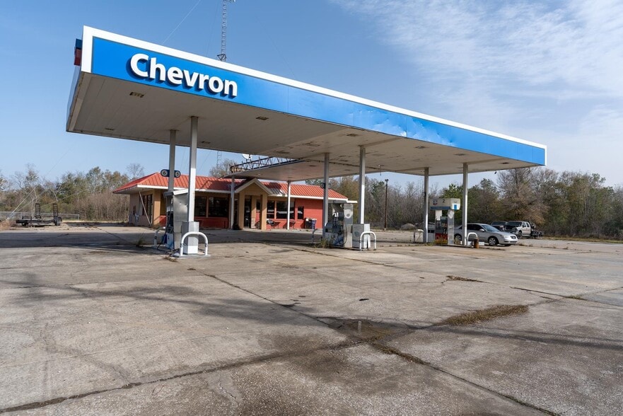 504 3rd Ave, Fenton, LA à vendre - Photo du bâtiment - Image 2 de 5