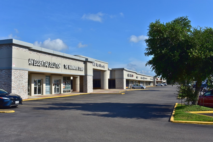 2428 Texas Pky, Missouri City, TX for lease - Building Photo - Image 2 of 2
