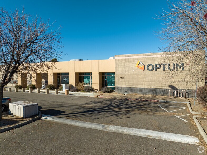 9101 Montgomery Blvd NE, Albuquerque, NM à vendre - Photo du bâtiment - Image 3 de 20
