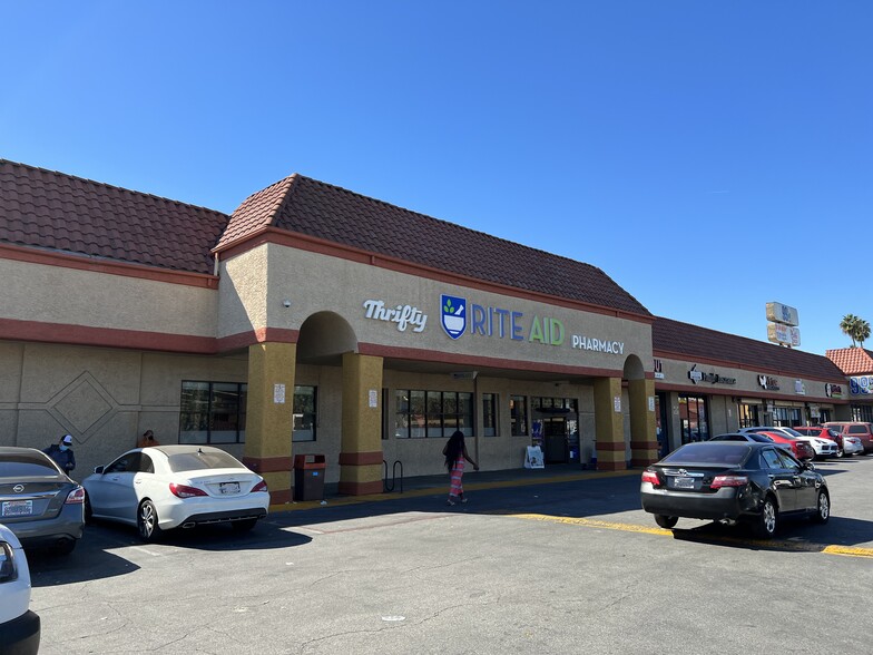 408-530 E Washington Blvd, Los Angeles, CA for lease - Building Photo - Image 3 of 14