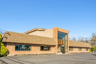 Plus de détails pour 501 Street Rd, Southampton, PA - Bureau à vendre