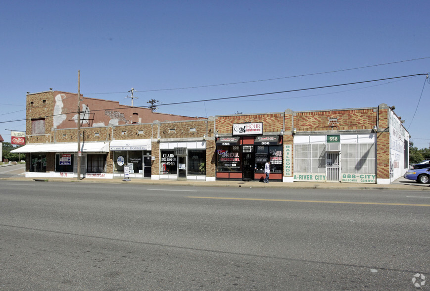 548-558 Poplar Ave, Memphis, TN for sale - Primary Photo - Image 1 of 1